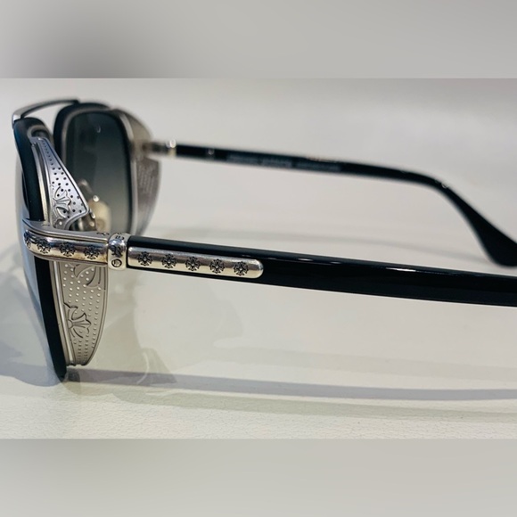 New CHROME HEARTS Sunglasses - Picture 14 of 15